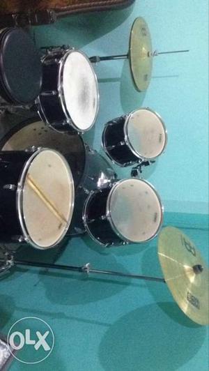 Tama Imperiel Star 5p Drum Kit 2 Month old