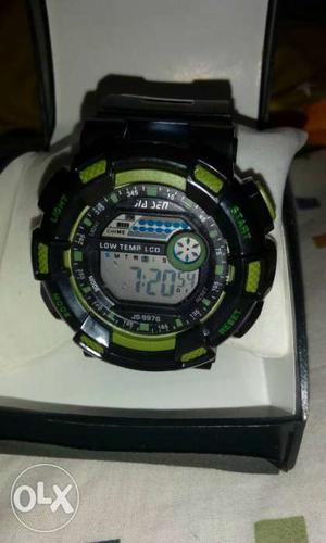 Kids sports watch