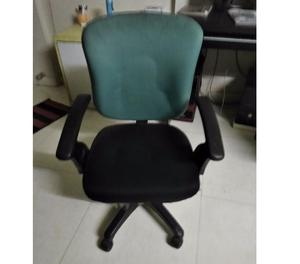 Office RotatingRevolving Chairs. 8 Nos Thane