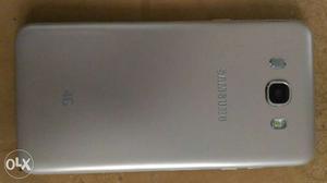 Samsung Galaxy On8, sAMOLED Display, 3 GB RAM,