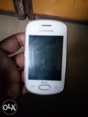 Samsung star phone nice n small easy to carry