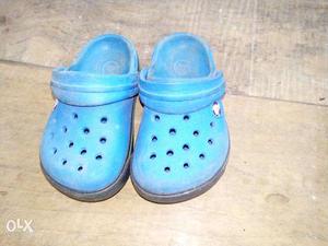 Used in good condition blue original crocs for kids size 4 -