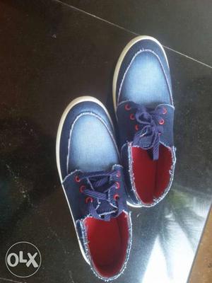 Blue and red jean. size 8