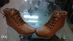 Brand New Pair Of Brown Leather Boot for men 7,8 number