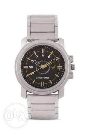 Fastrack watch got as a gift just 7days old with