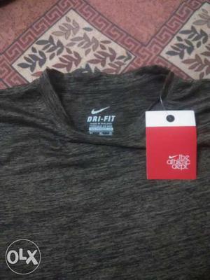 Nike TShirt size (L),brand new,DRy fit series,