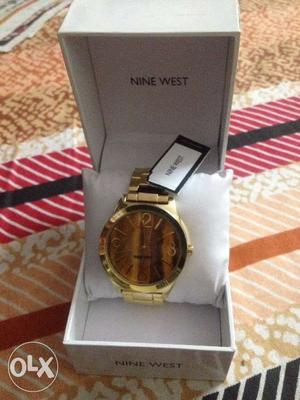 NineWest watch never used.only genuine buyercall