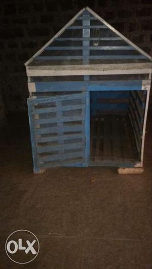 Pethouse for dofs abd cats 4.5 feet by 4.5 feet