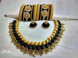 Yellow And Black Jewelry Set