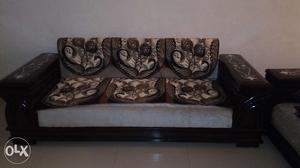 3+2 sofa set Brand New