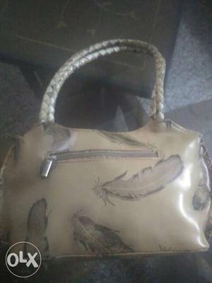 Brand new ladies leather purse