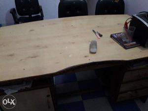 Executive Desk (Table)