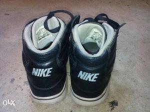 Good used only 3 month original NIKE shoe