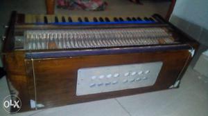 I want cell my harmonium