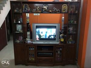 Its a tv stand along with the show case in the