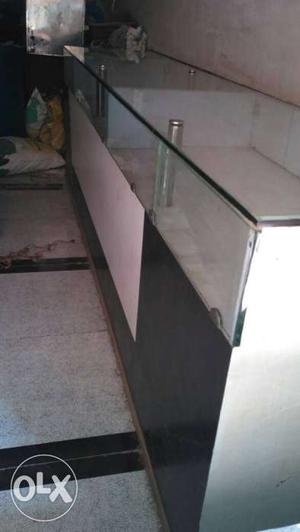 Long display table, mobile shop table, size 10x2,in very