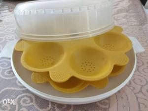 Microwave idli maker in good condition