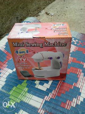 Mini Sewing Machine Box