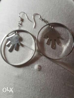 Round silver earings
