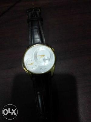 Smart sophisticated formal men citizen watch at a