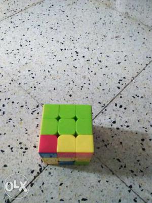 This is a speed cube just 1month old I had learn