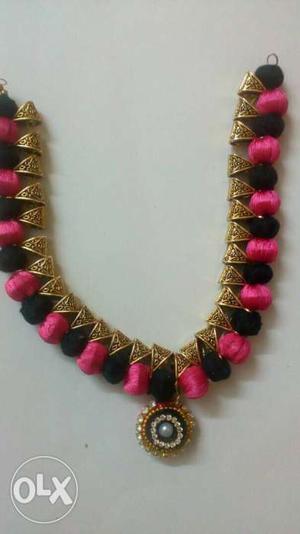 Trendy party necklace