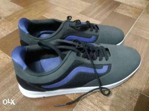 Vans original new size 9 no shoes. real price