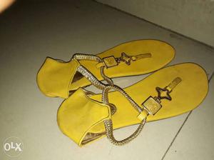 Yellow sandal euro size 40
