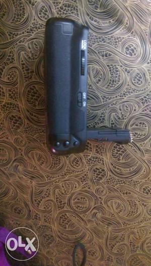Canon 6D battery grip 1 month used fixed price