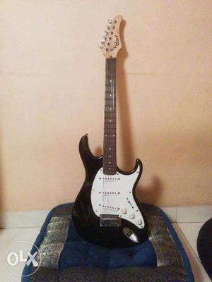 Electronic guitar for sale