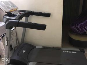 Hardly used treadmill in mint condition