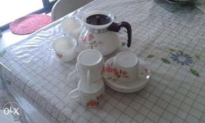 La opala tea set for sale
