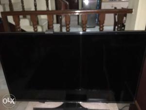 Samsung uhdtv 55inch sparingly used with 2 years