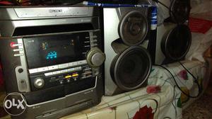 Sony Malaysia made wpmpo 3 Cd Changer