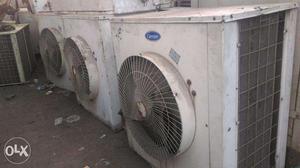 Used ac available,good condition,8.5 ton,less used,carrier