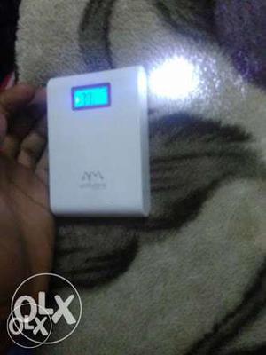Original Power Bank with mah capacity can charge 8 time