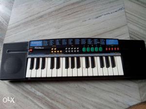 Casio100 ton new condition