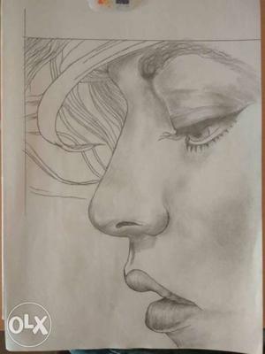 Girl pencil sketching