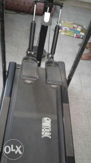 Gymtrac Manual Treadmill, in good condition,