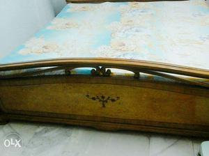 King size bed with diwan