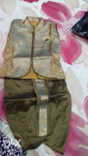 Men's Olive-green And Silver Kurti Set