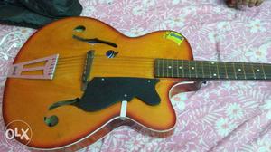 Semi acoustic givson guitar in great shape and