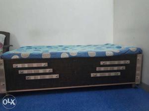 Single bed 3.5feet by 6 feet-with box storage. With matress