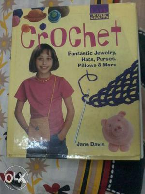 Crochet pattern book - with illustrations and