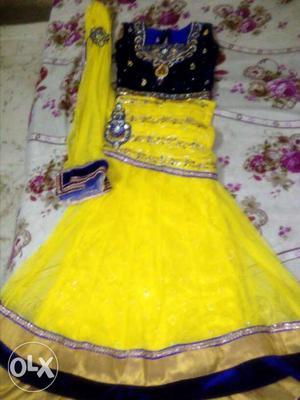 Lehnga for 10 to 12 years girl, wore only one