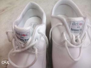 Sport shoes white new