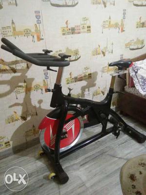 Brand new condition exercise spinning bike.