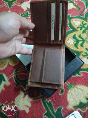 Roadster men leather wallet bought today with box and ebill