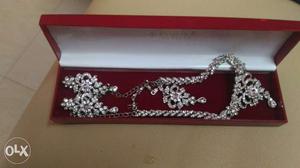 Silver Floral Jewelry Set In Case