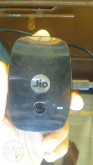 Black Jio Pocket Wi-Fi